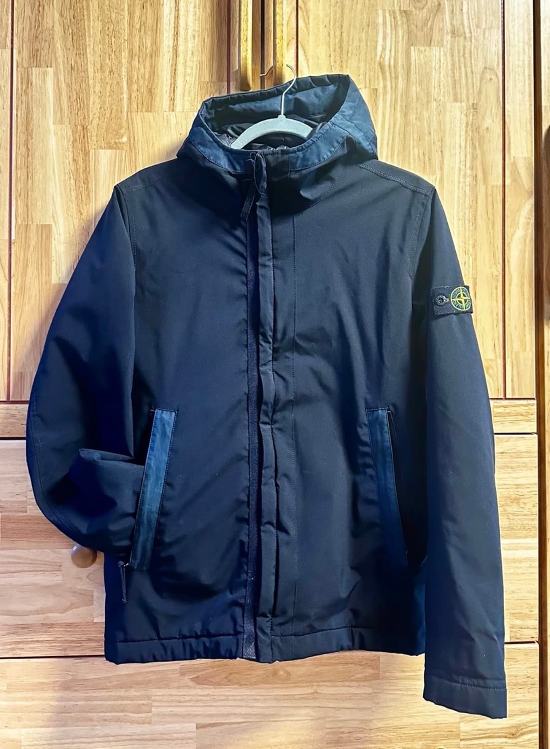 스톤아일랜드 소프트쉘 자켓 상품이미지1