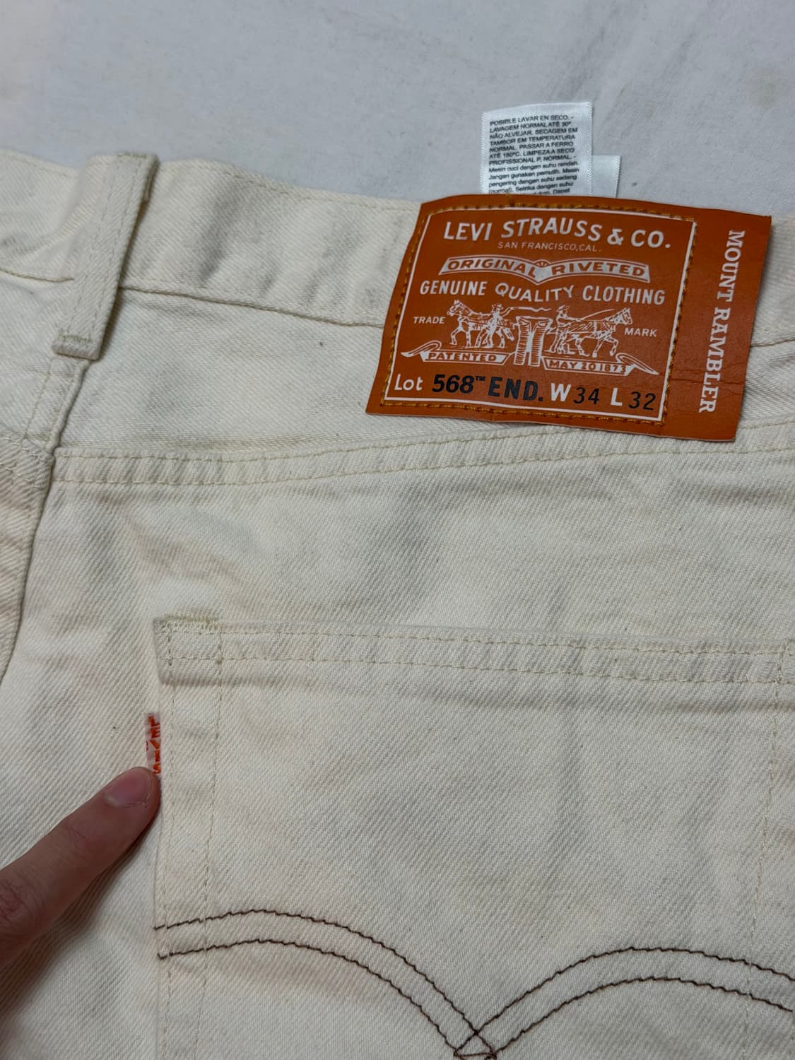 [34X32] 리바이스 568 아이보리 크림진 와이드핏 상품이미지3