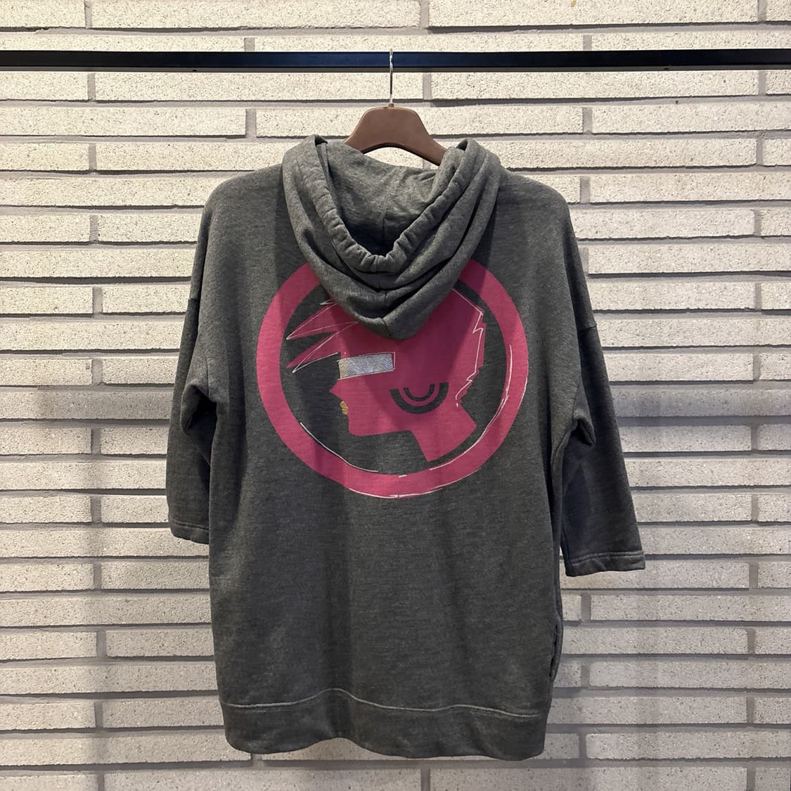 디젤 Y2K 롱바디 후드집업 브레이브 그래픽 디테일 그레이 상품이미지2