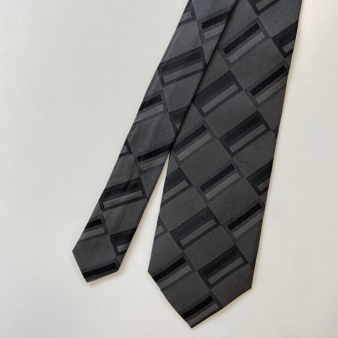 이세이미야케 정품 명품넥타이 (isseymiyake) 상품이미지3