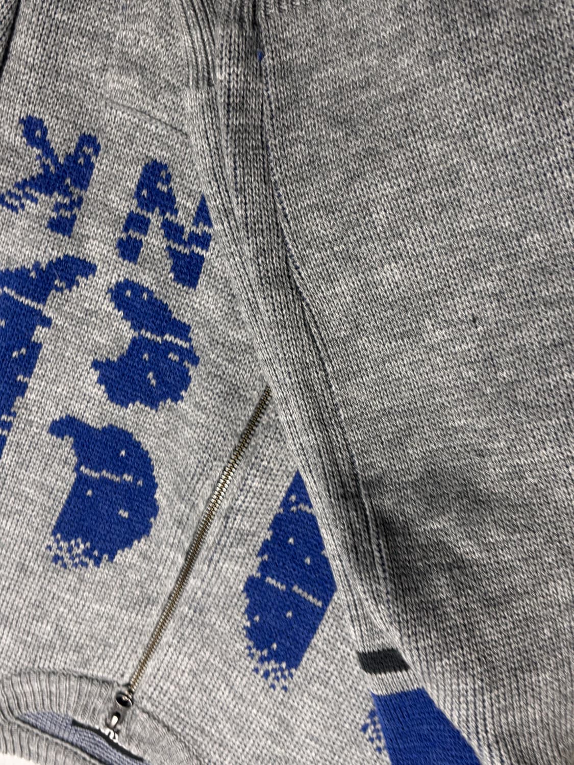 이스트쿤스트 니트  상품이미지4