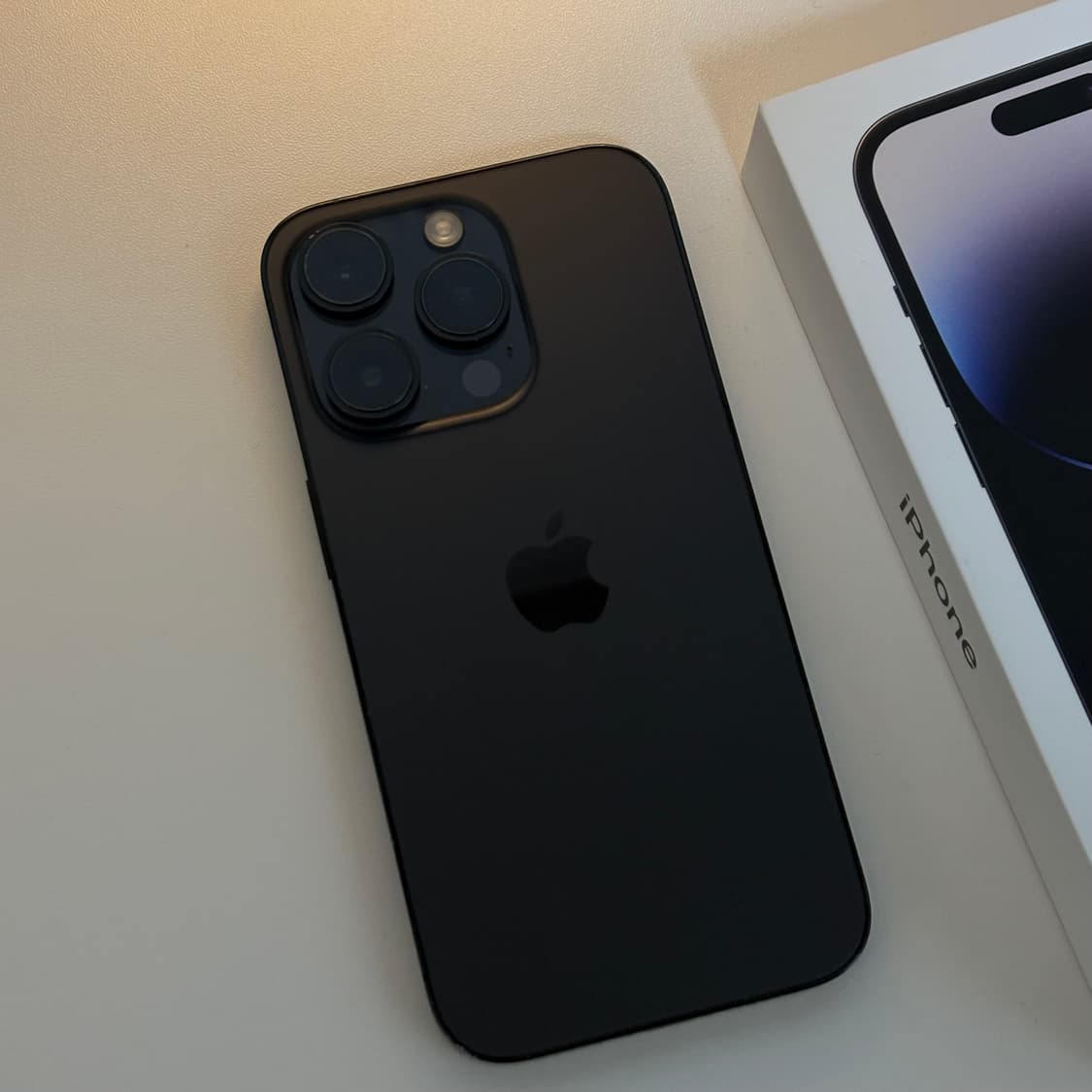 아이폰 14 Pro 블랙 상품이미지4