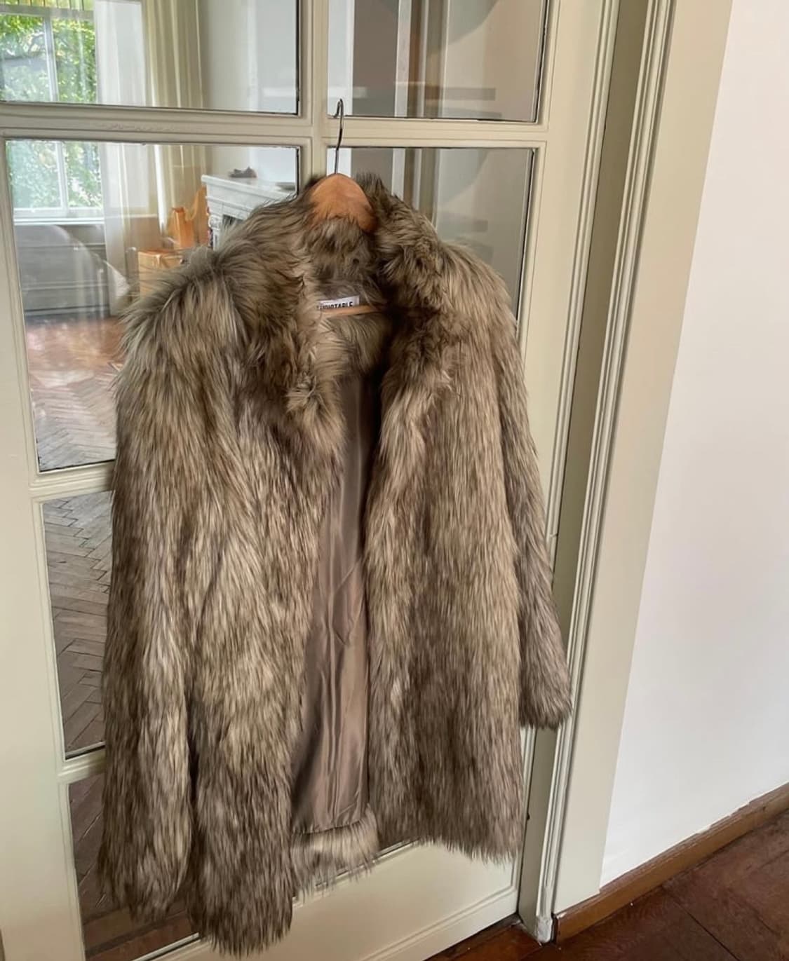 【미작용】 스튜디오 테이블 LONG HAIR FUR COAT | KRW  상품이미지1