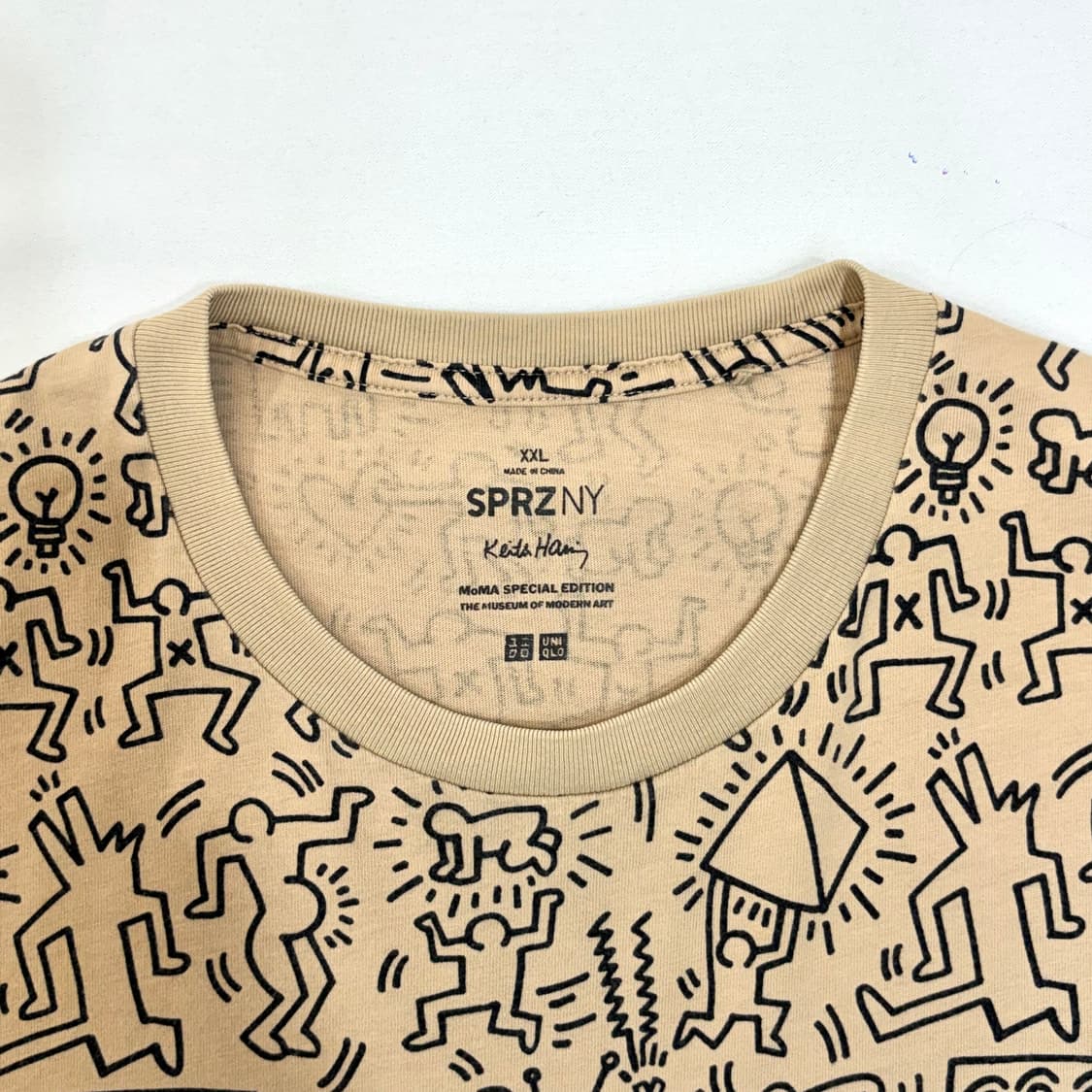 2017 유니클로 x 키스해링  티셔츠 (2XL) 상품이미지4