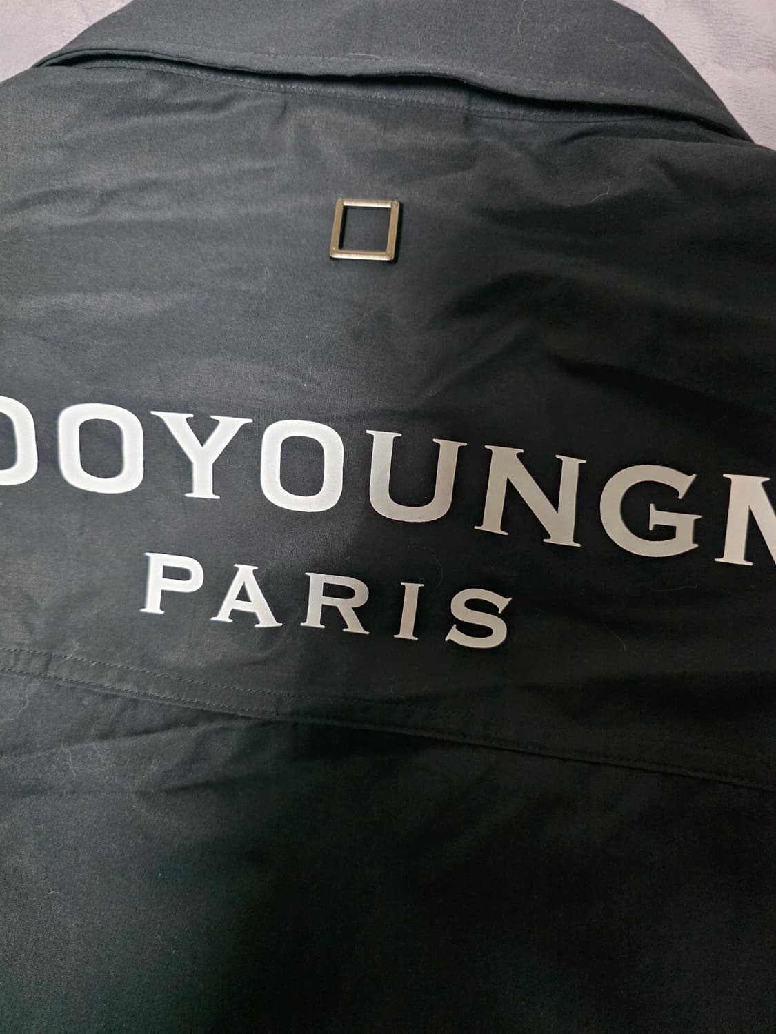 우영미 백로고 숏슬리브 셔츠 블랙 - 24SS 52사이즈 상품이미지8