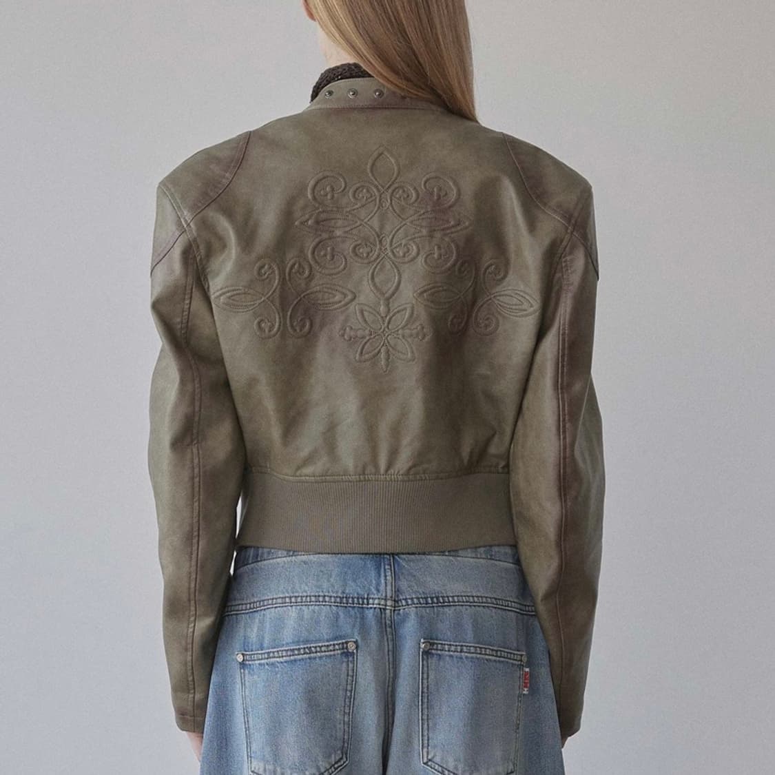 스컬프터 엠보스 레더 봄버 자켓  상품이미지1