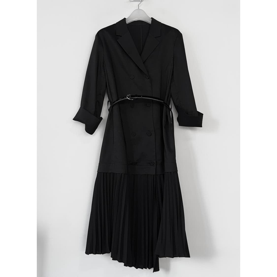 구호 KUHO 더블 플리츠 블록 원피스 상품이미지1