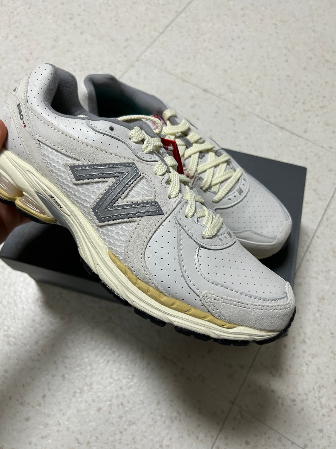 thisisneverthat x New Balance 860 US10.5 상품이미지2