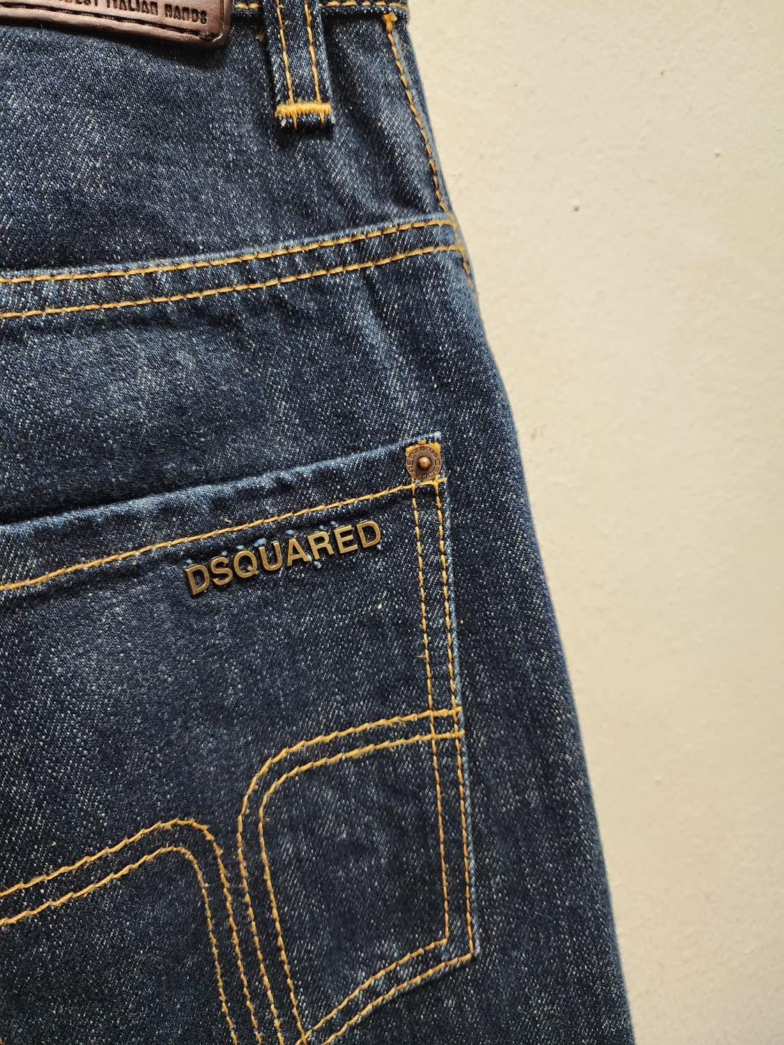 DSQUARED2 가죽패치 로고 청바지  상품이미지5