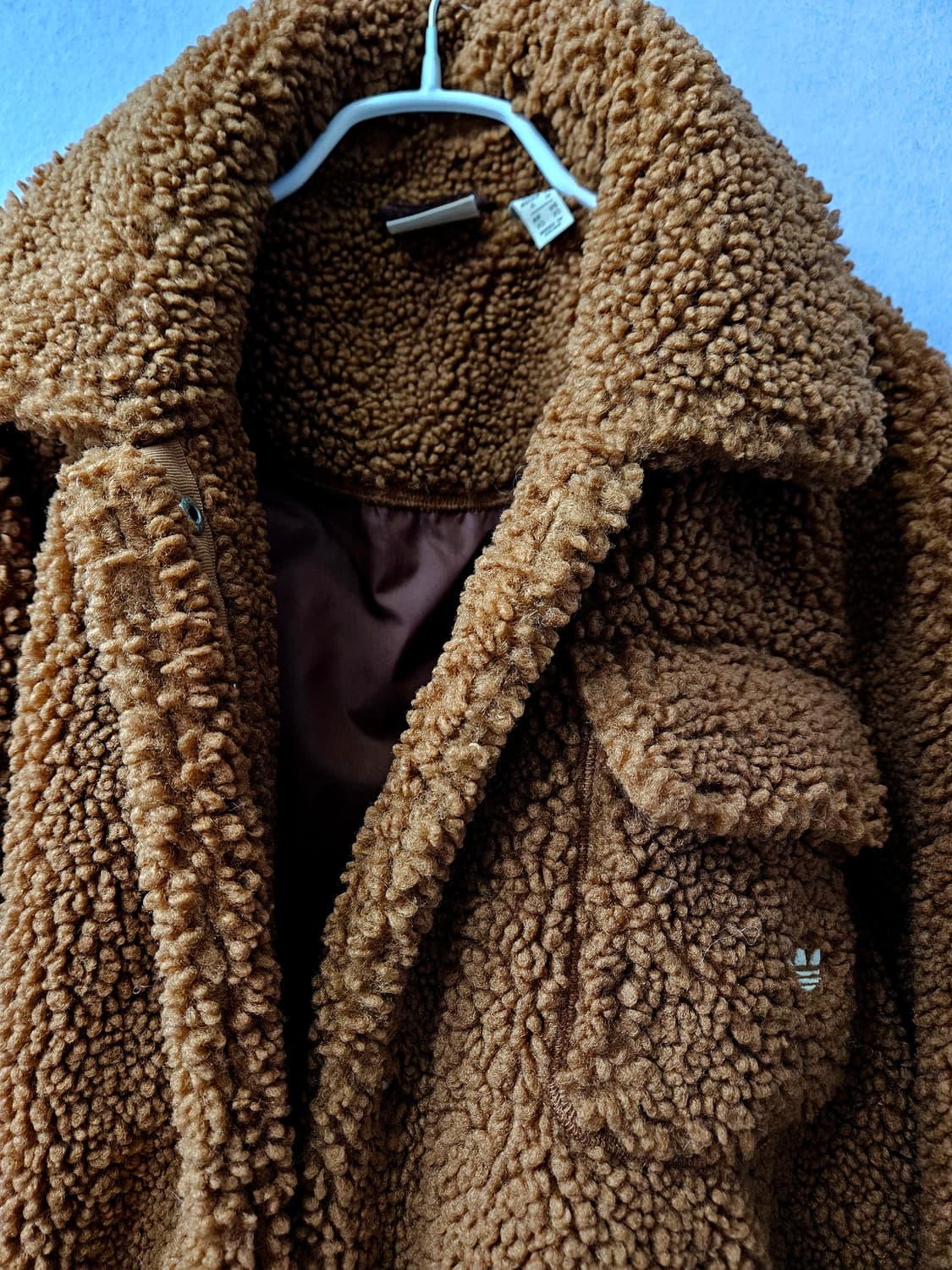 아디다스 쉐르파 롱 뽀글이 자켓 브라운 상품이미지3