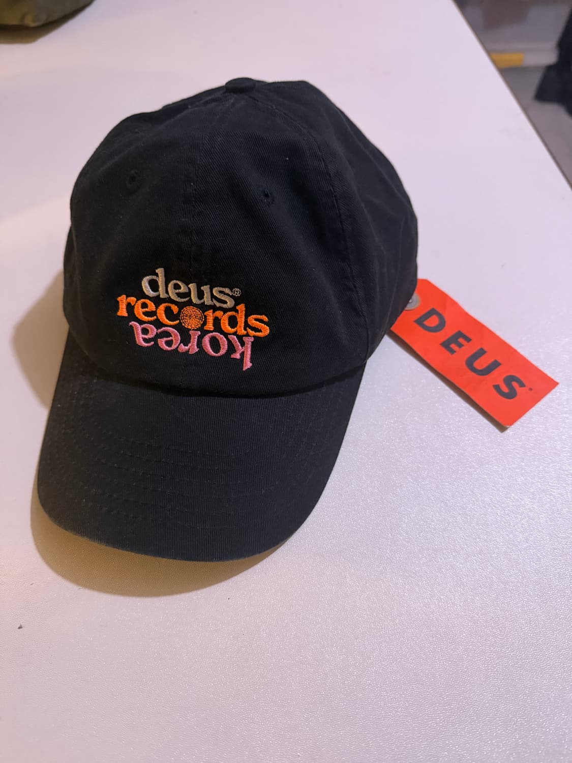 데우스 레코즈 모자 판매합니다! 상품이미지1
