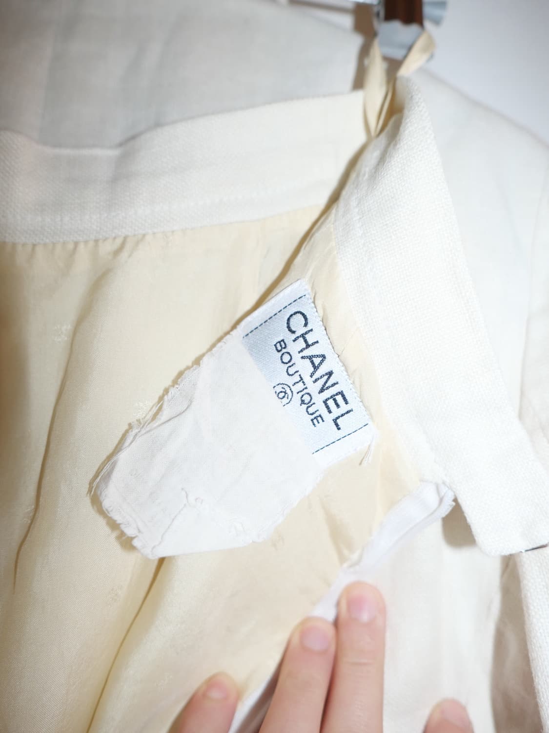 Vintage Chanel linen jacket and skirt 상품이미지5
