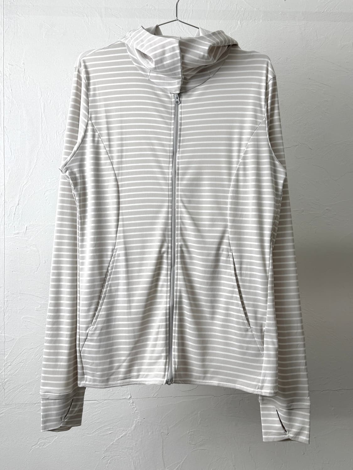 미즈노 스트라이프 핑거홀 후드 집업 상품이미지2