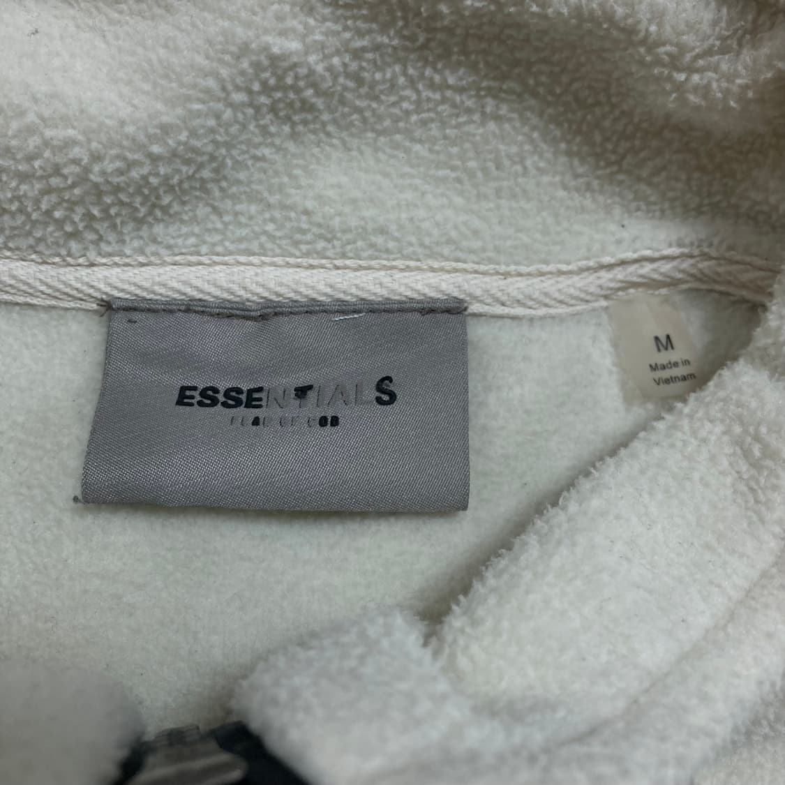 피어 오브 갓 에센셜 스몰 로고 화이트 하프 집업 플리스 상품이미지3