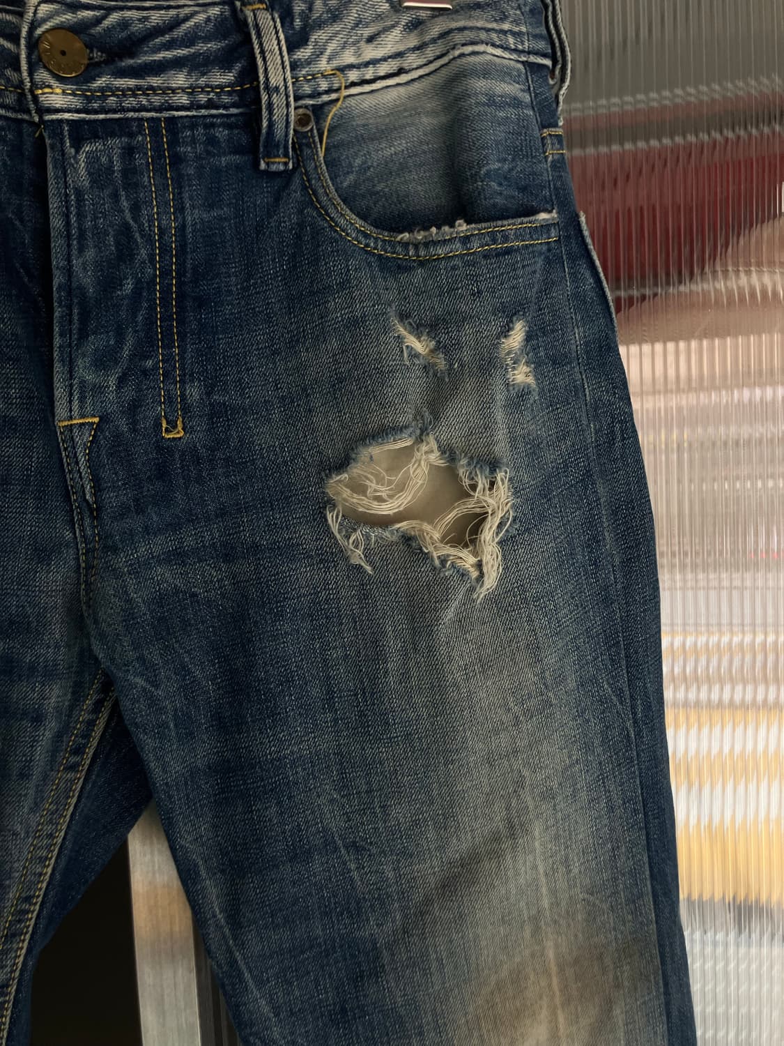 디젤 슬림와이드핏 데미지진 상품이미지2