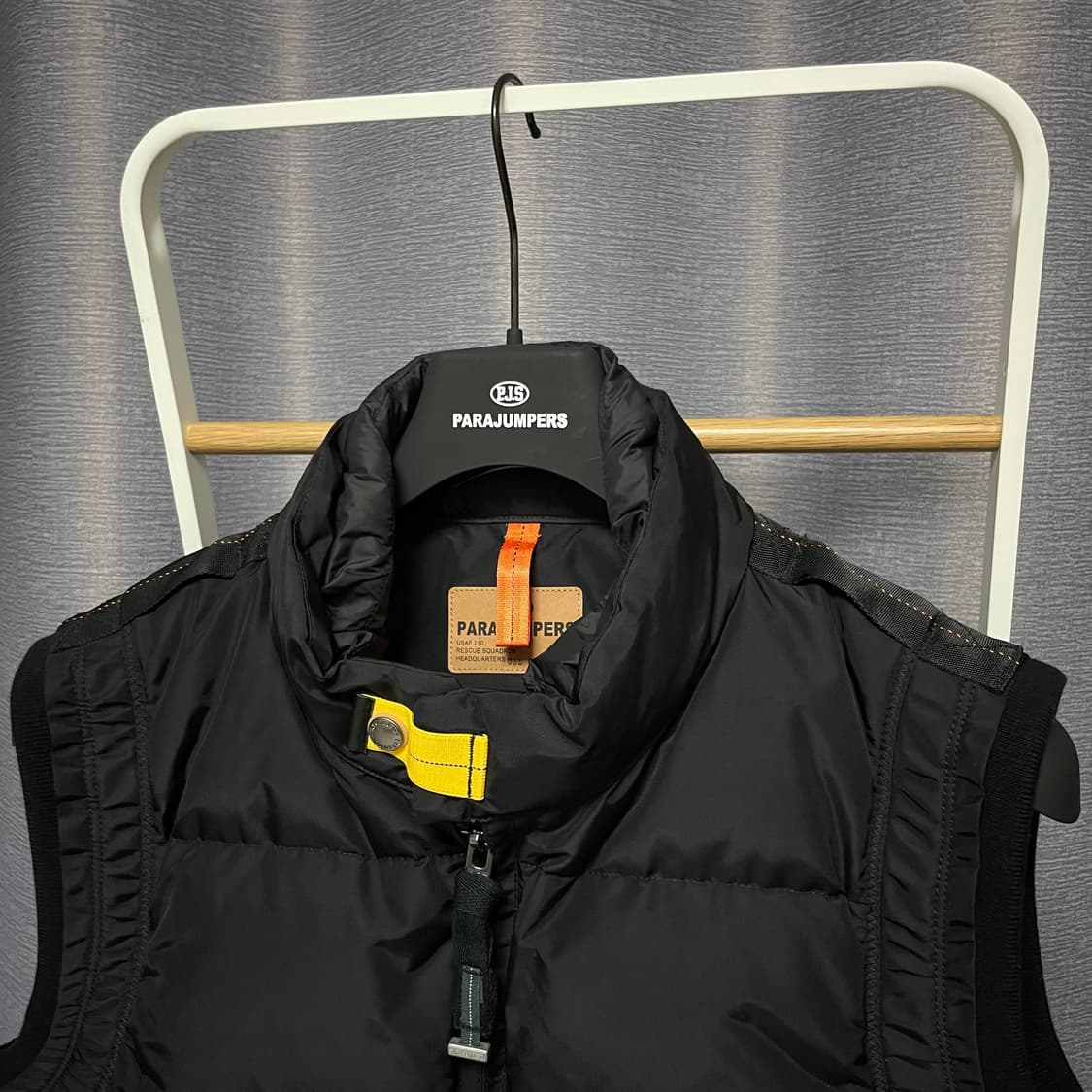 파라점퍼스 패딩 조끼 새상품급 정품 XL 상품이미지2