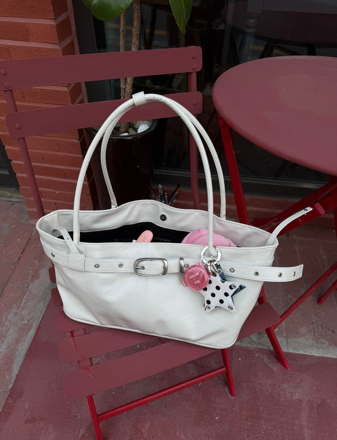 Yeomim 벨티드 보트백 상품이미지1