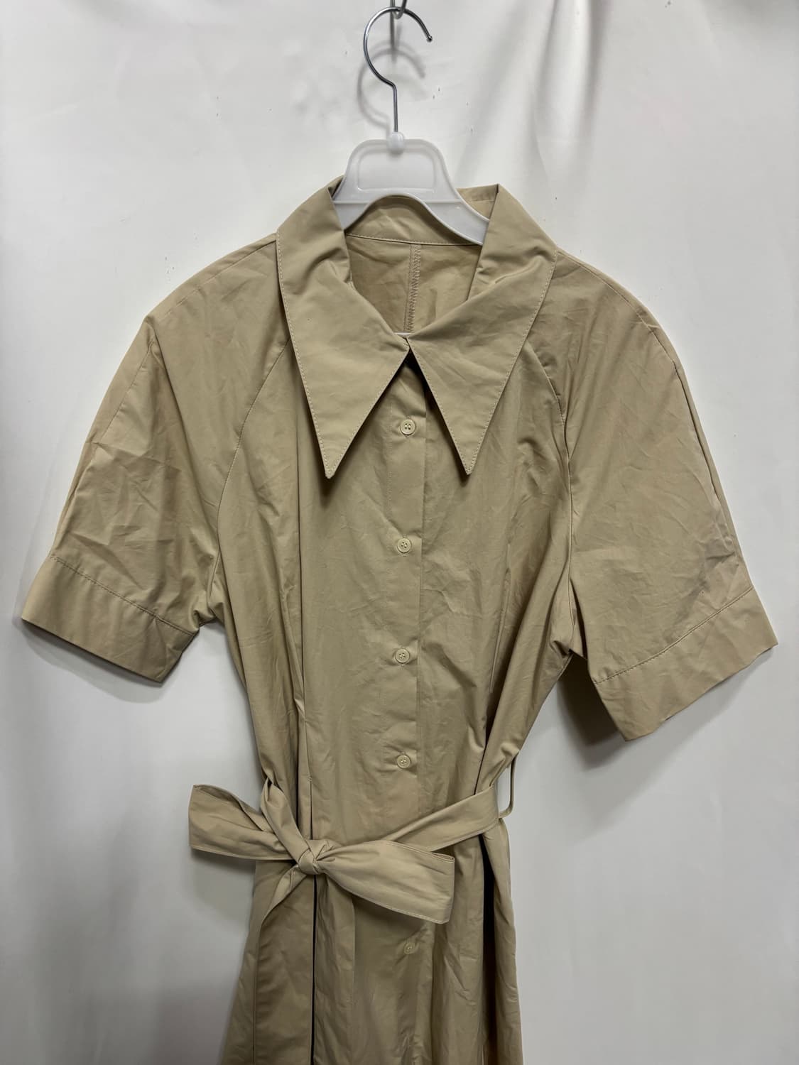 위드 윤 베이지 카라 벨티드 셔츠 원피스 상품이미지2