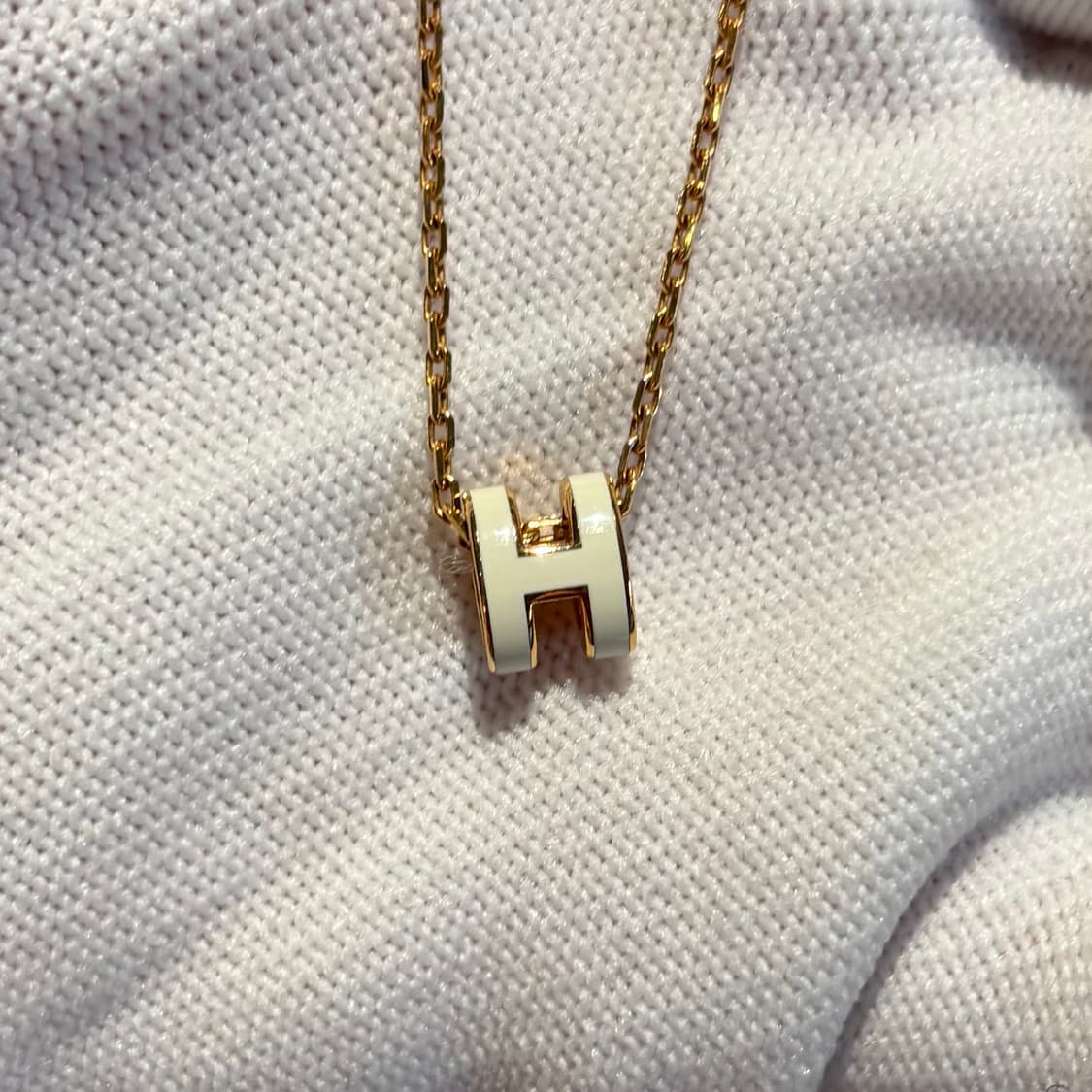 A+ MINI사이즈 에르메스 팝아슈 목걸이 화이트&골드 (박스/더스트) 상품이미지2