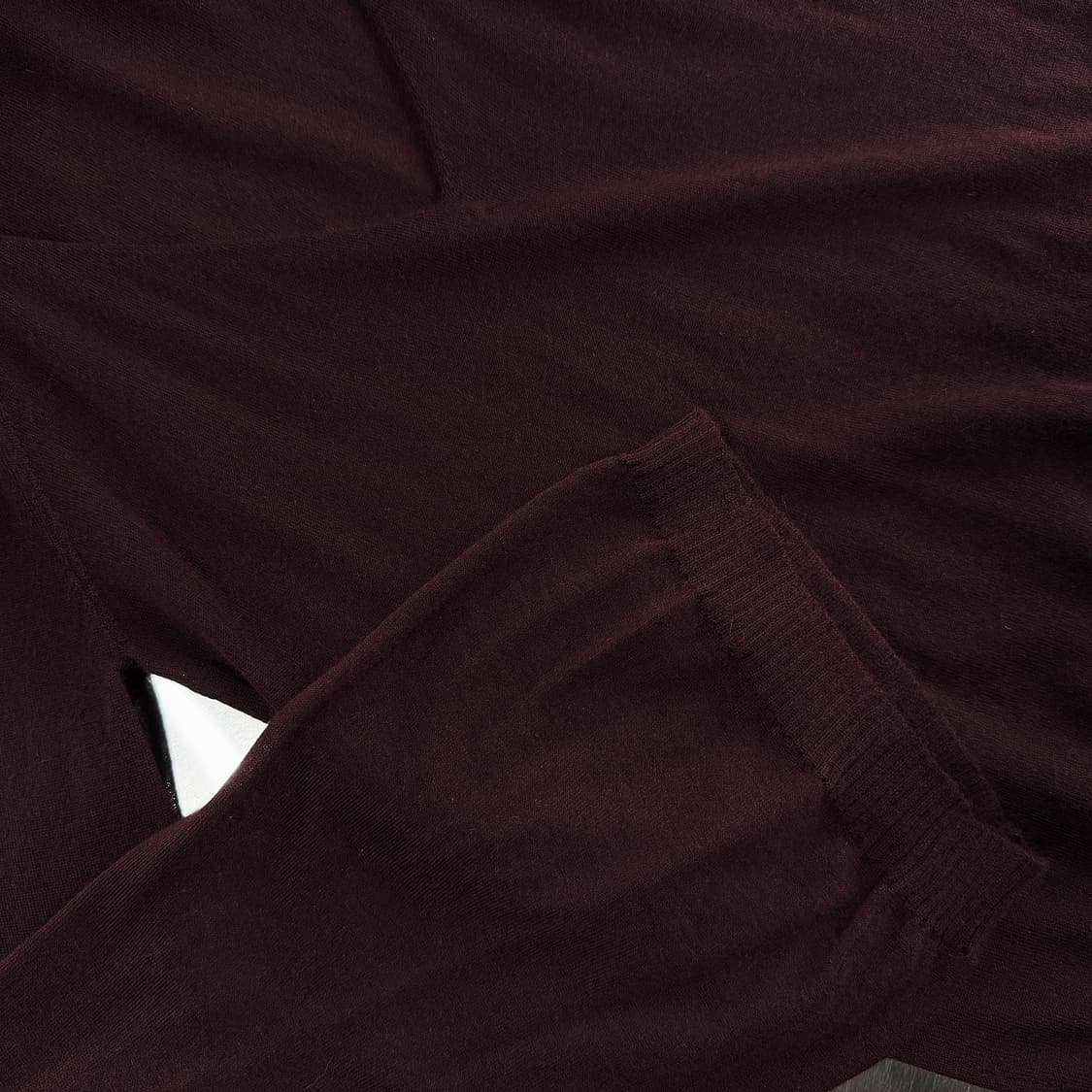 입생로랑 타이 넥 캐시미어 니트 탑 상품이미지3