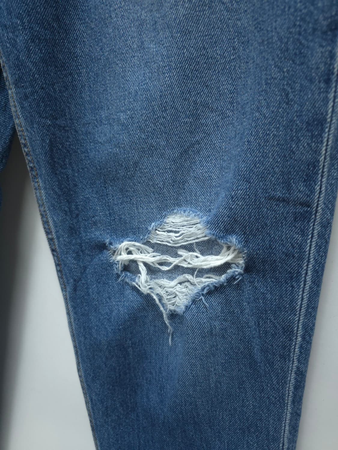 리바이스 여성 80s 맘 디스트로이드 데님팬츠 (26사이즈) 상품이미지3