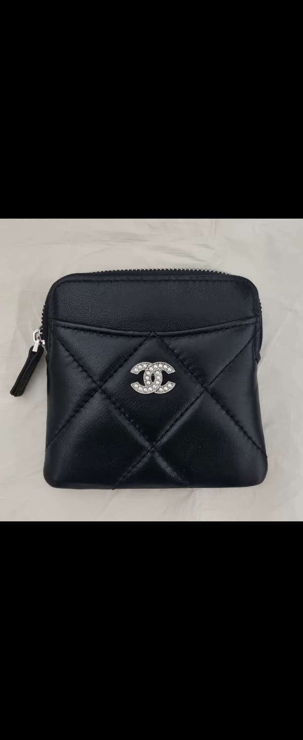 샤넬 빈티지 업사이클링 램스킨 지갑 상품이미지1