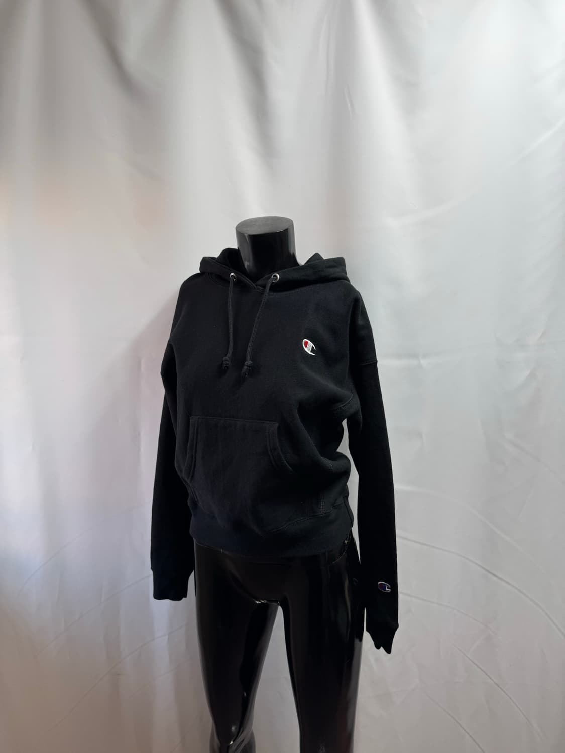 champion reverse weave / 챔피온 리버스위브 블랙 후드 상품이미지1