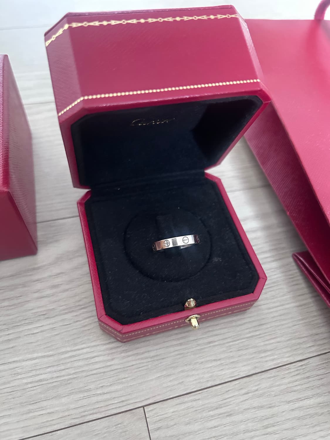 [57호] 까르띠에 러브링 스몰 화이트골드 상품이미지2