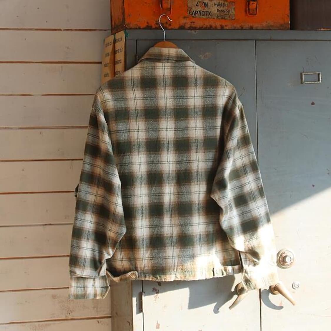 (착용컷) BLOND 플란넬 체크 자켓 (100) 상품이미지4