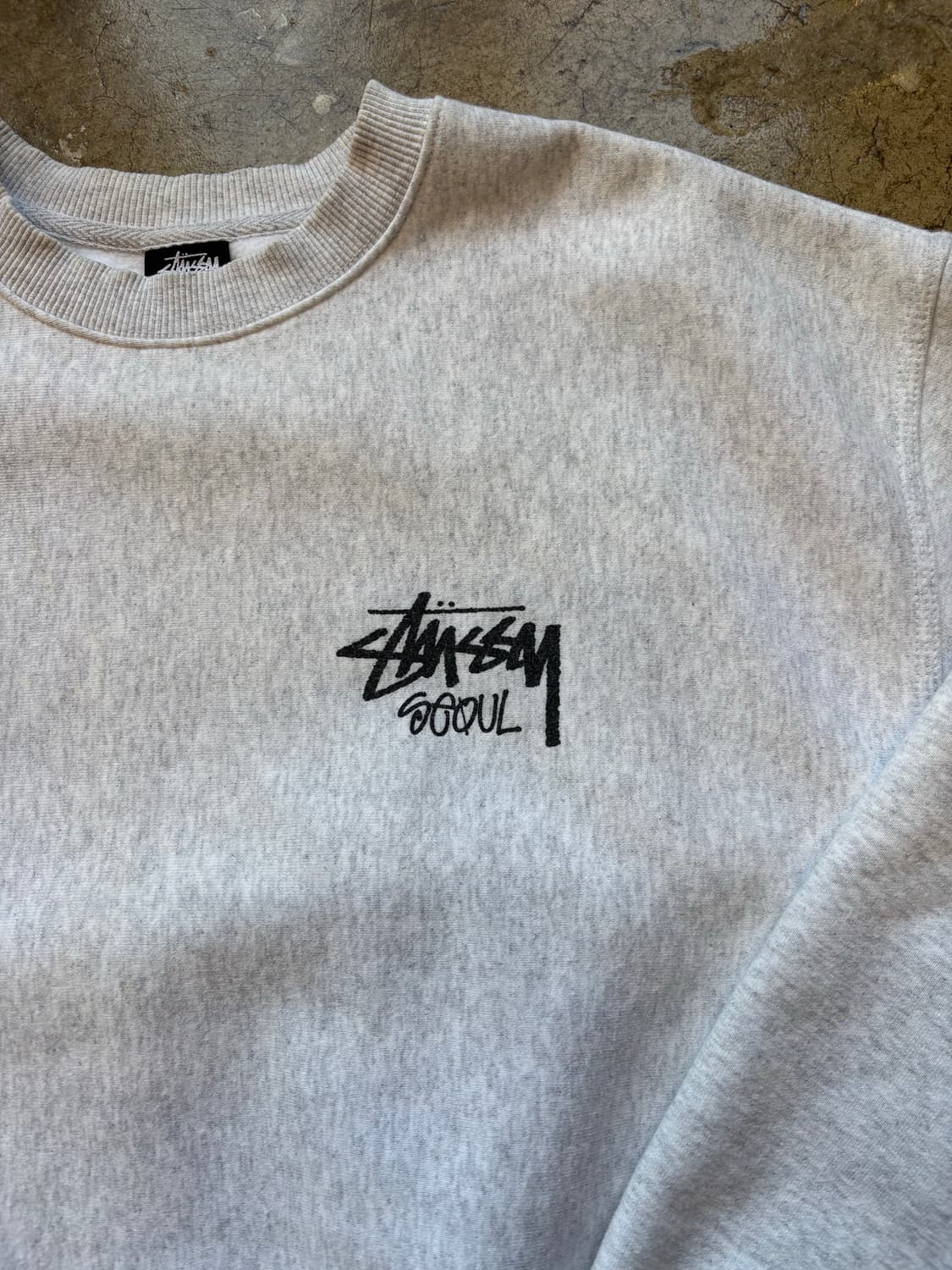 Stussy SEOUL 애쉬헤더 스웻 상품이미지4