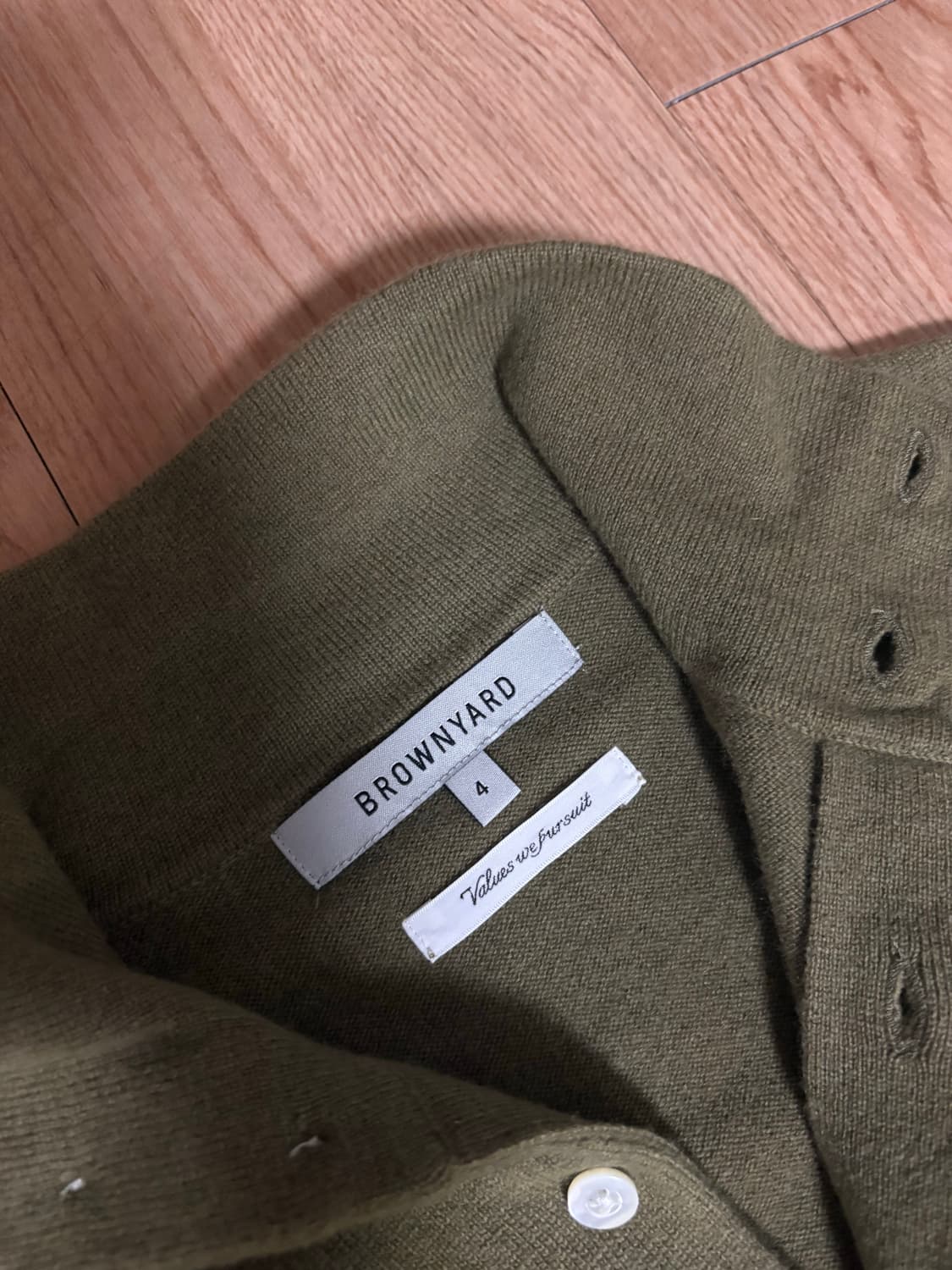 브라운야드 캐시미어 스탠드 카라 가디건 상품이미지5