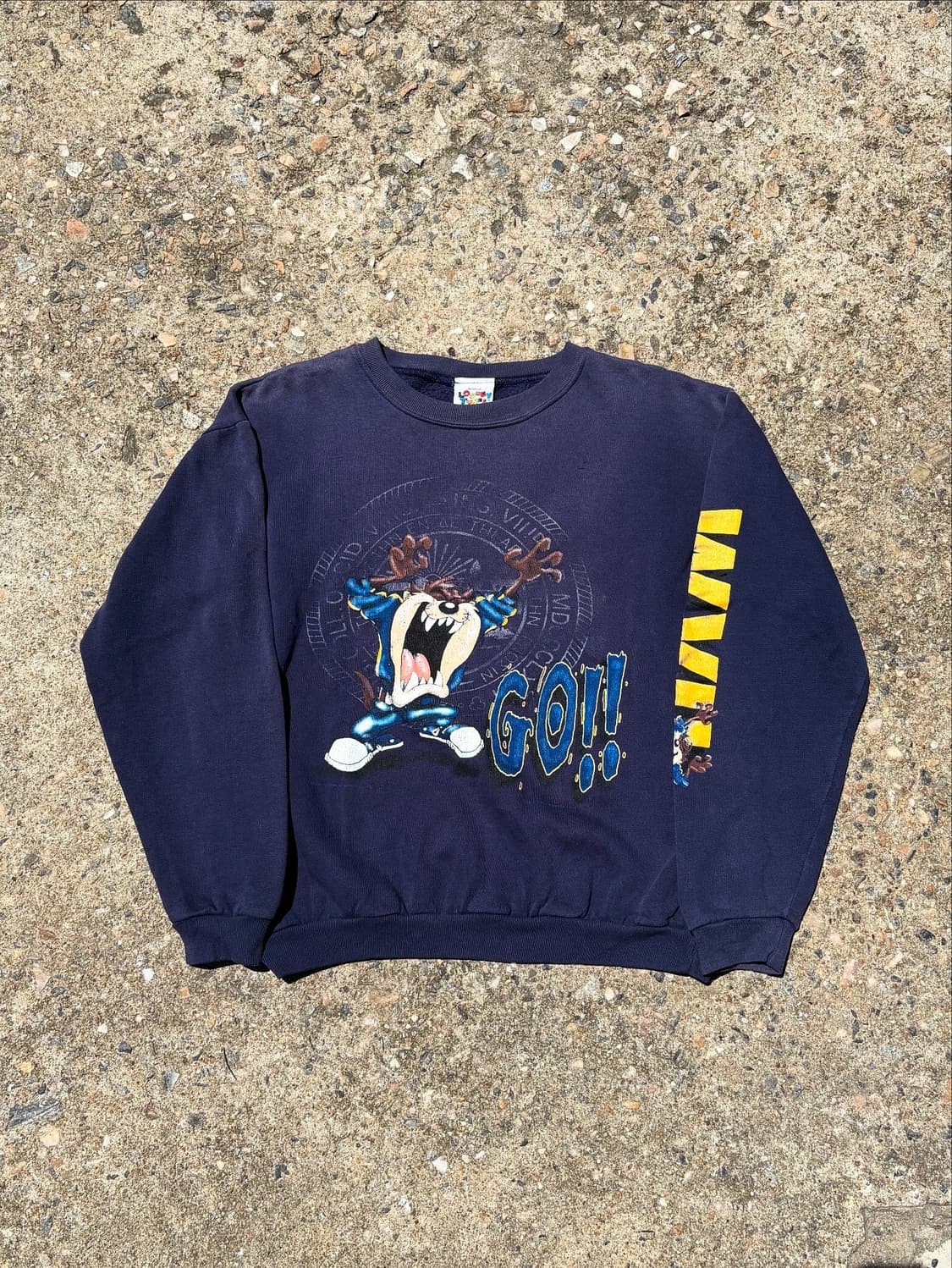 1996 Looney Tunes Taz Sweatshirt 상품이미지1