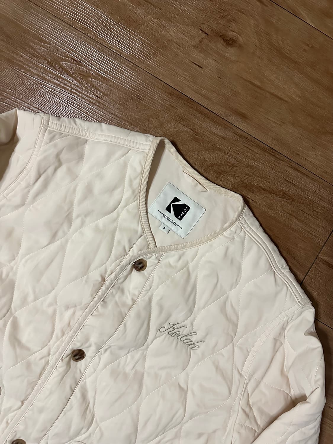 코닥 퀼팅 자켓 아이보리 90(S) 판매 상품이미지2