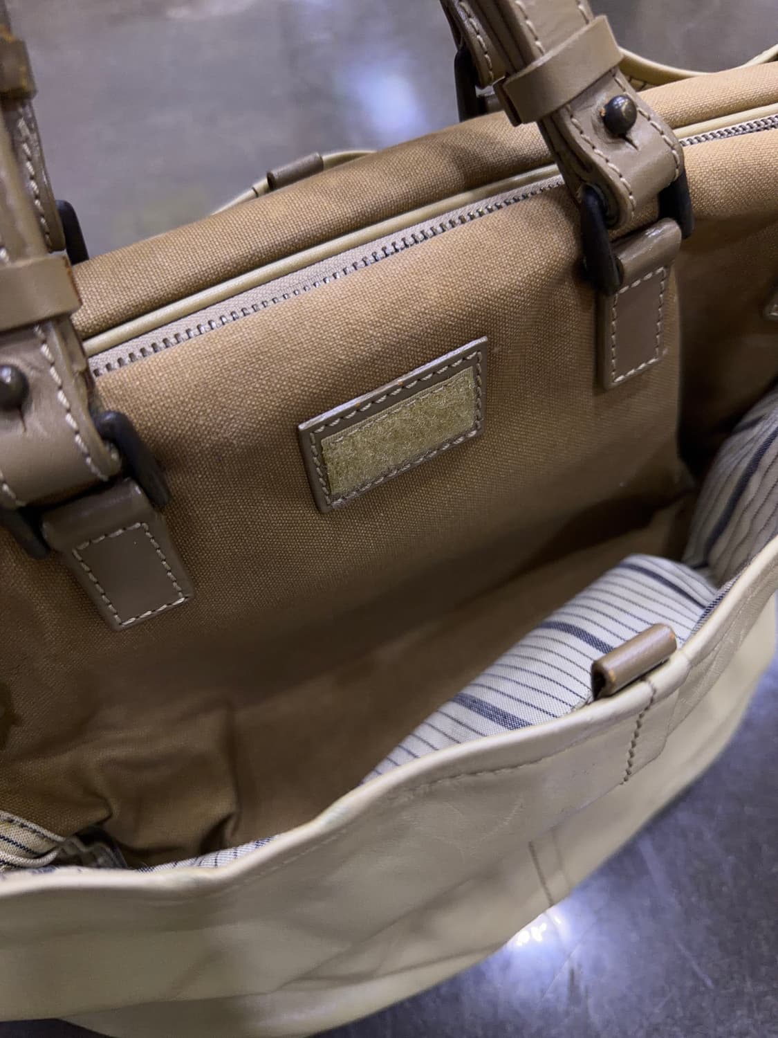 AXE Iketei 실링백 레더 보스턴 토트백 크로스 멀티포켓 가방 상품이미지8