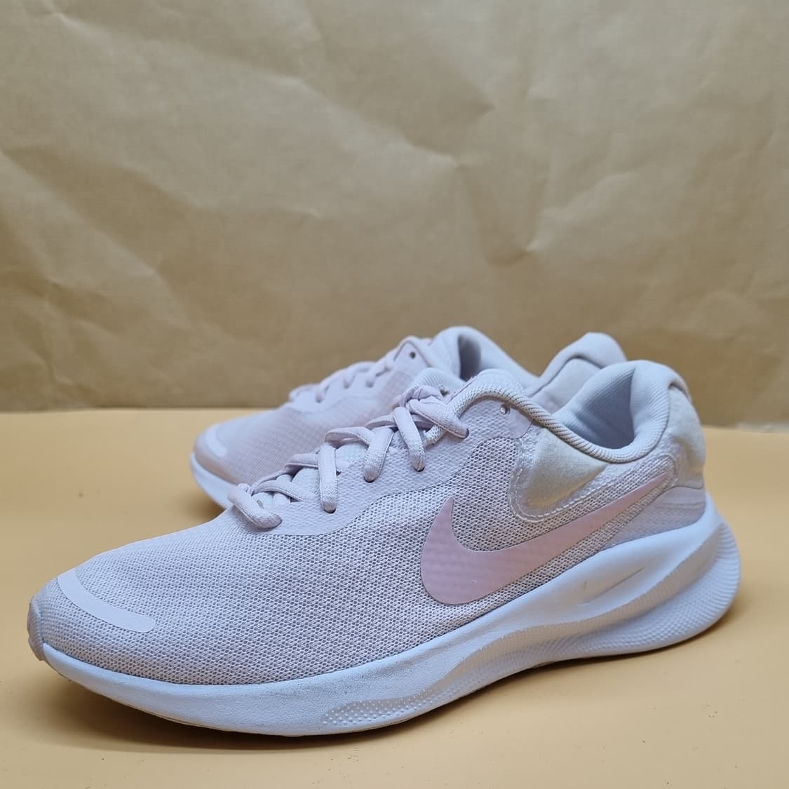나이키 레볼루션7 여성런닝화235  상품이미지1