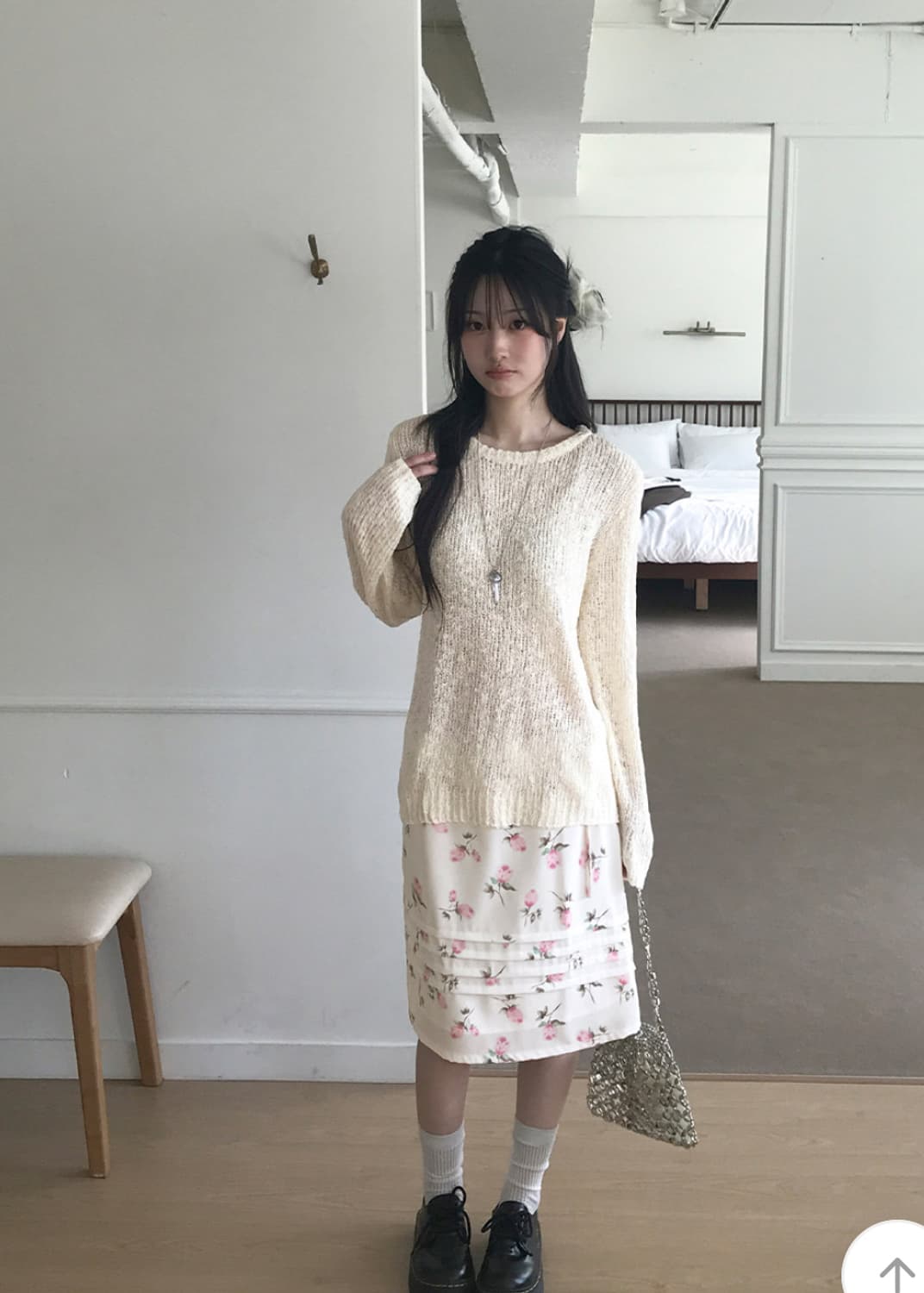 당일배송) 에이블리 지그재그 그레이레이즈 플라워 핀턱 미디 스커트 상품이미지2