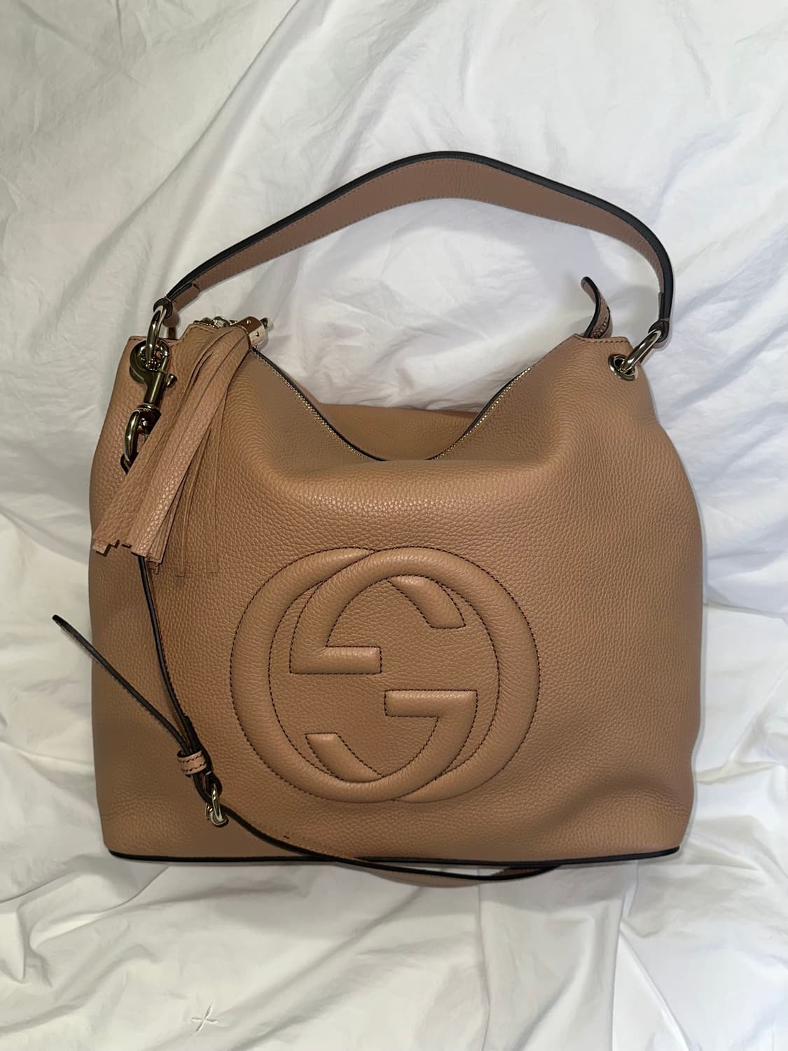 구찌 소호 테슬 호보백 카멜리아 상품이미지3