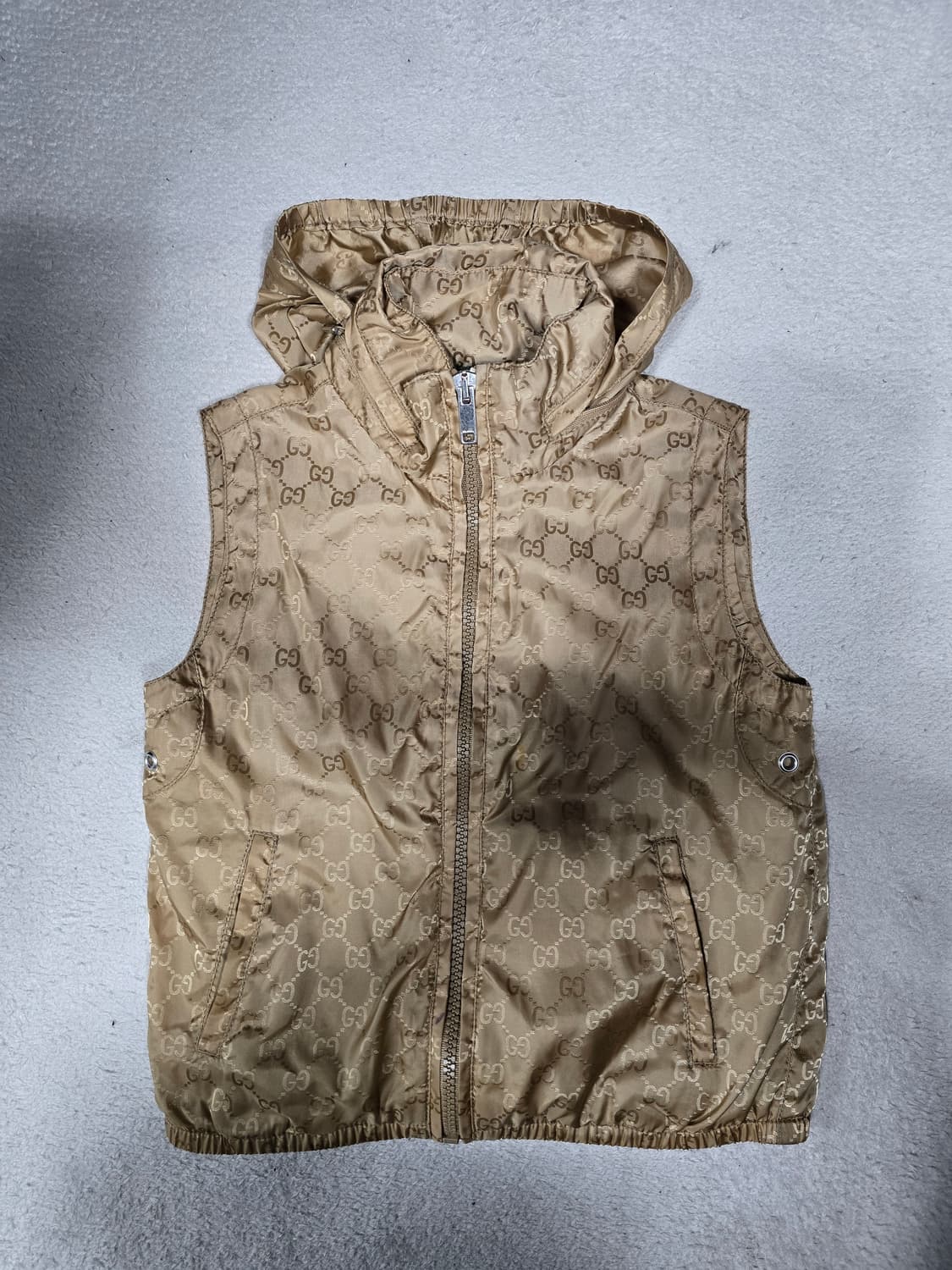 Gucci 매장판 구찌 키즈 GG로고 나일론 베스트 4세 상품이미지3