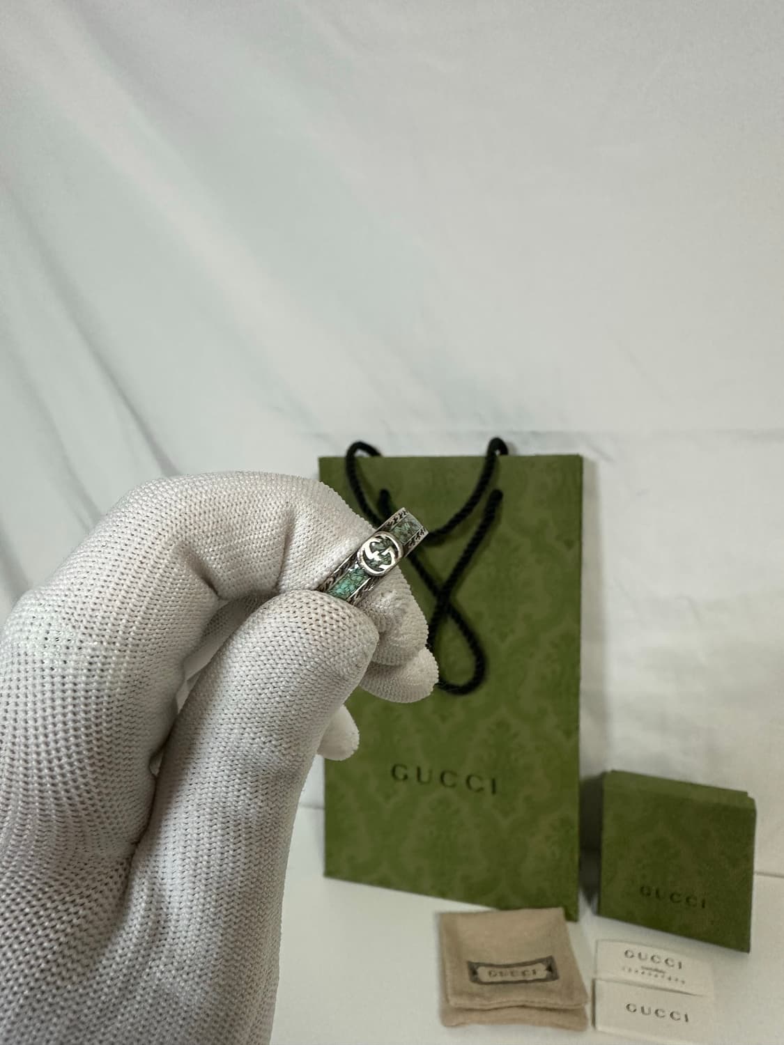 구찌 인터로킹 에나멜 반지 (17)  상품이미지2