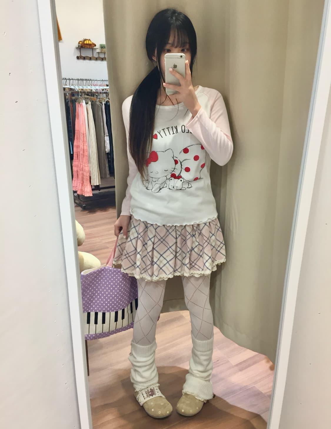 2019년 헬로키티 롱슬리브 🍥🍬 상품이미지1