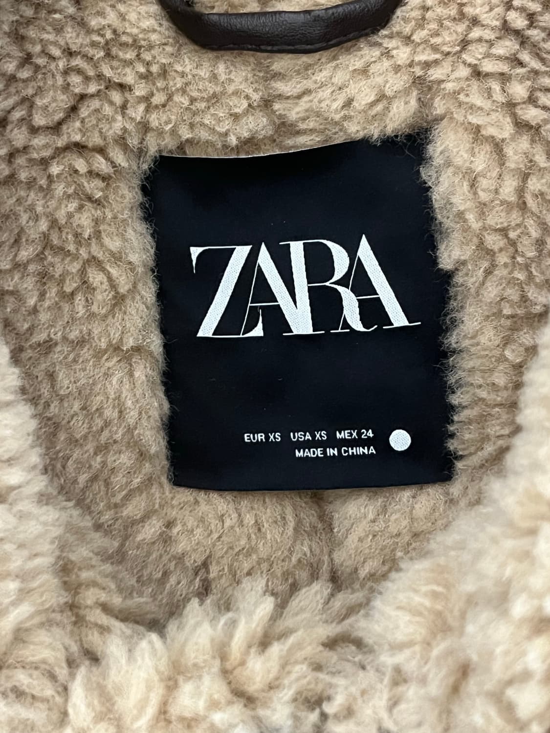 자라 무스탕 상품이미지3