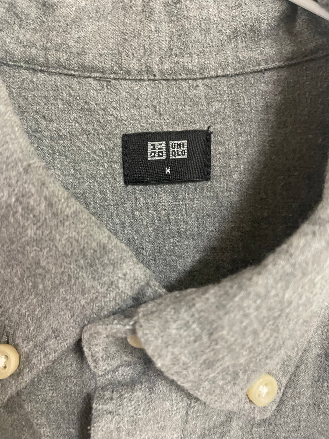 유니클로 그레이 셔츠 상품이미지2