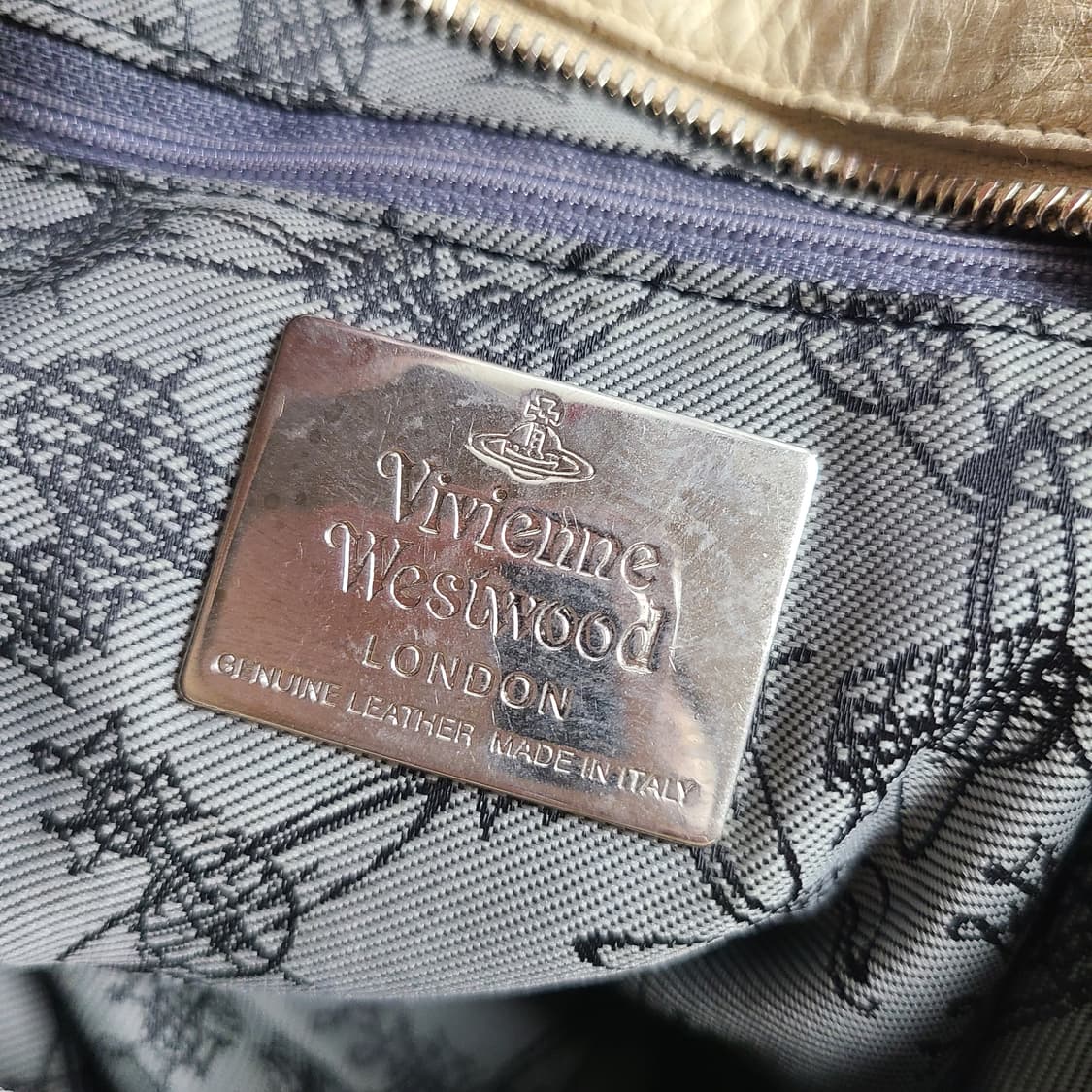 비비안웨스트우드 퍼포 숄더백 상품이미지10