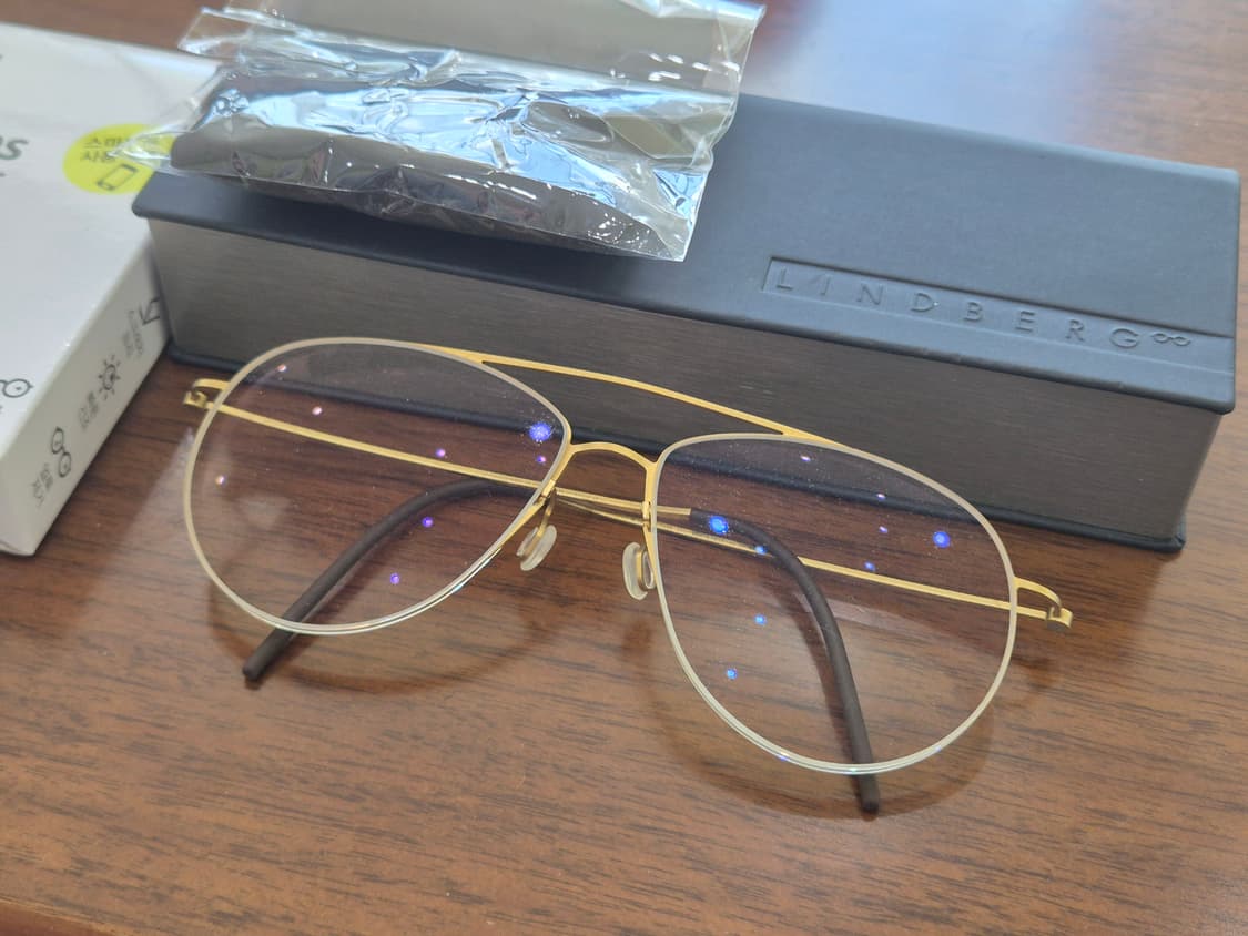 린드버그 씬타늄 5507 골드 투브릿지 안경테 상품이미지1