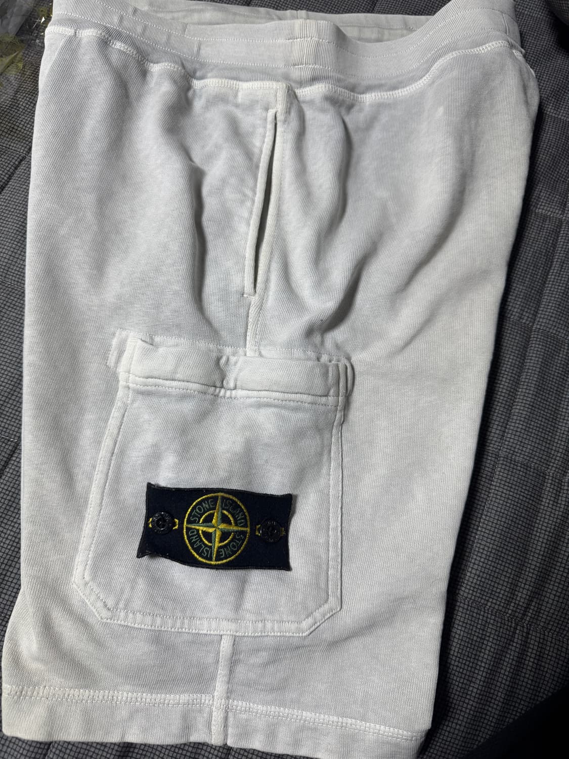 스톤 반바지 팝니다 상품이미지1