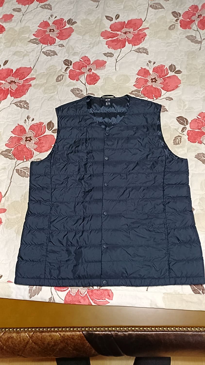 유니클로 오리털 초경량조끼 XL 가슴57 기장70 상품이미지1