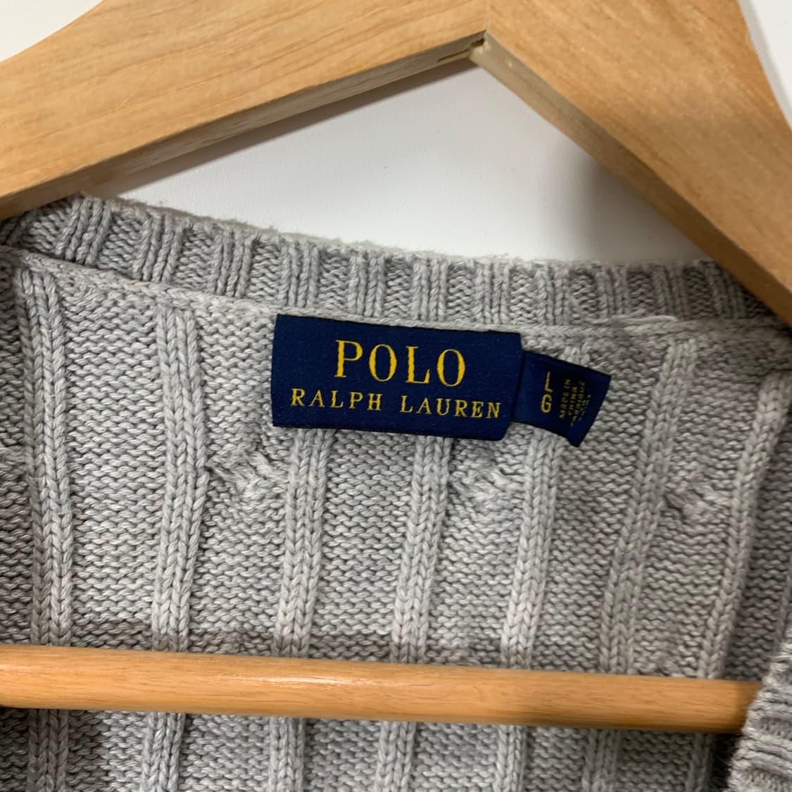 폴로 그레이 브이넥 우먼스 케이블 니트 상품이미지3