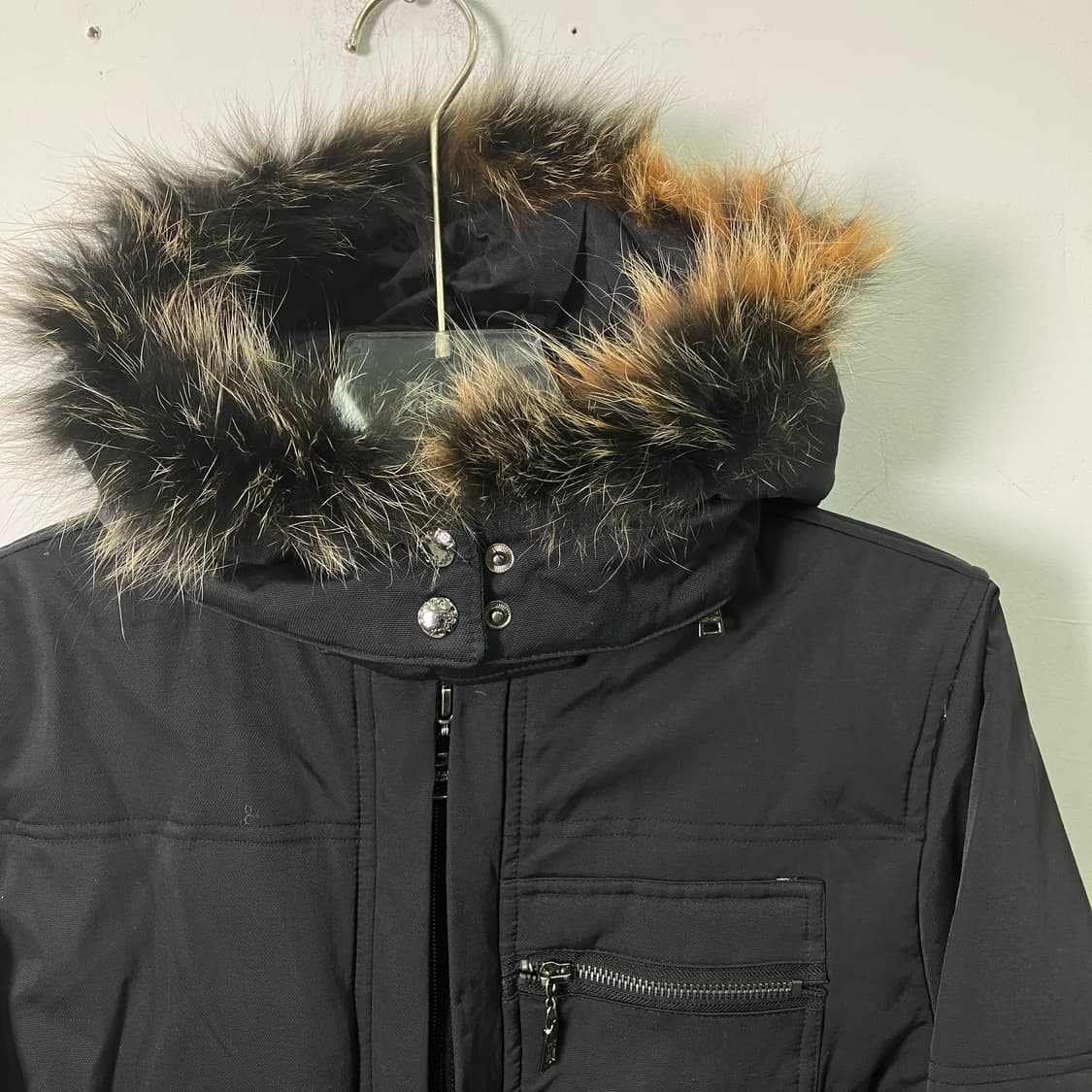 프라다 블랙 후드 퍼 야상 패딩  상품이미지4