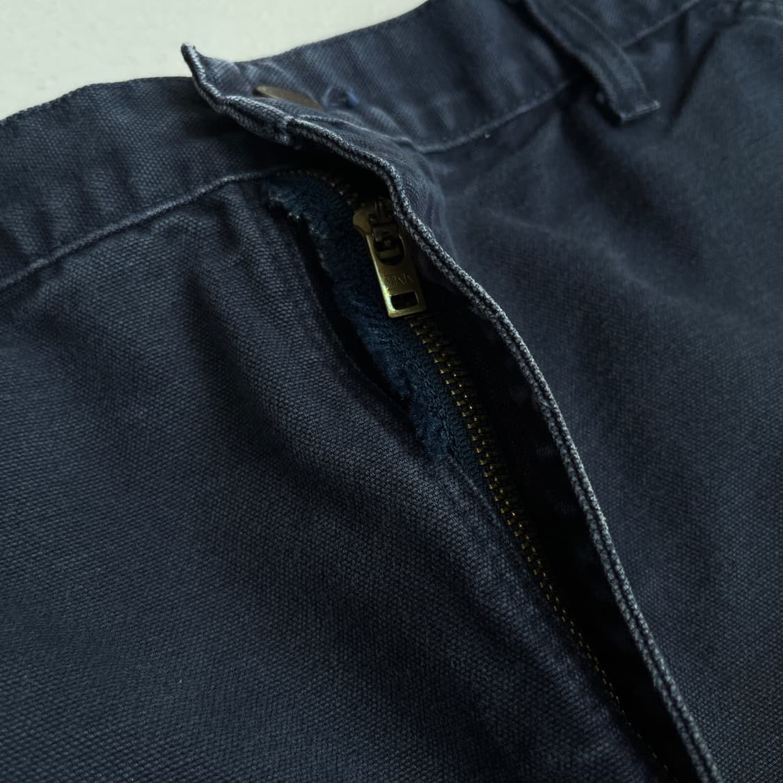 칼하트 OG 가죽패치 카펜터 덕캔버스 페이딩 와이드 워크팬츠 상품이미지8