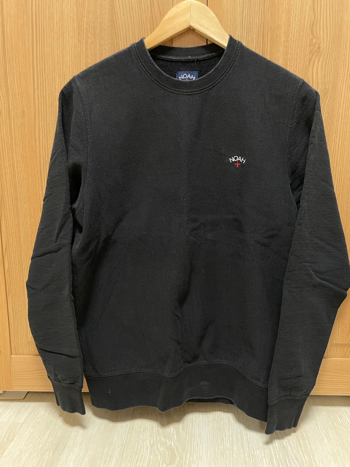 노아 (Noah) 맨투맨 블랙 s 상품이미지1